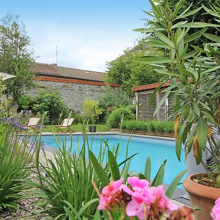 ホテルLes Jardins De Lily Saint-Léonard-de-Noblat エクステリア 写真